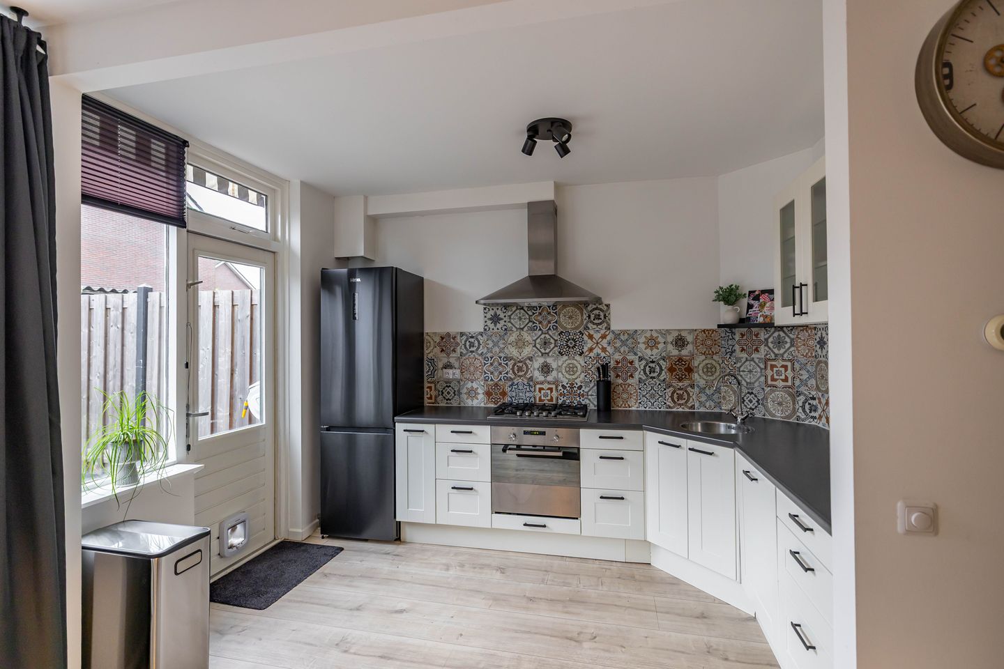 Foto 14 van Middenweg 124