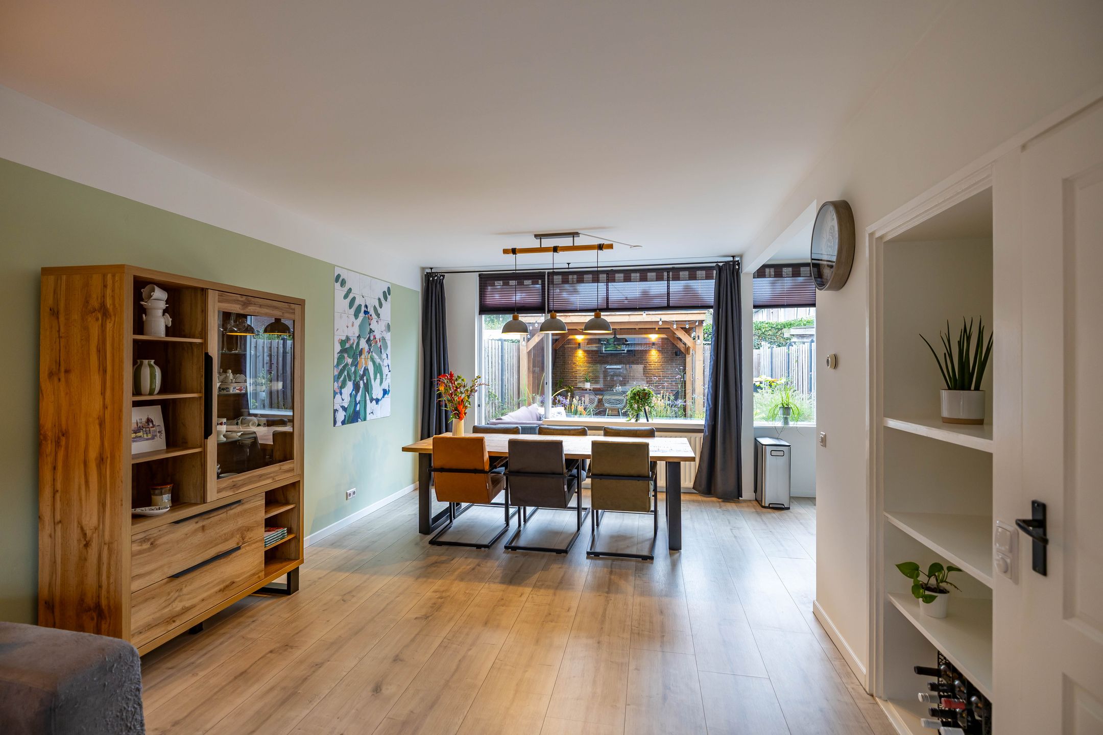 Foto 9 van Middenweg 124