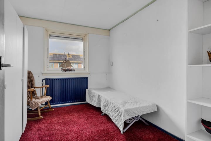 Photo 12 of Weidestraat 9