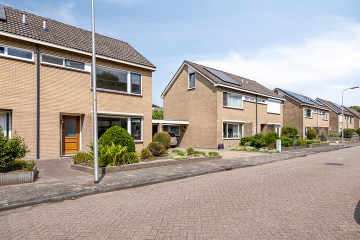 Foto 4 van Lijsterbesstraat 11