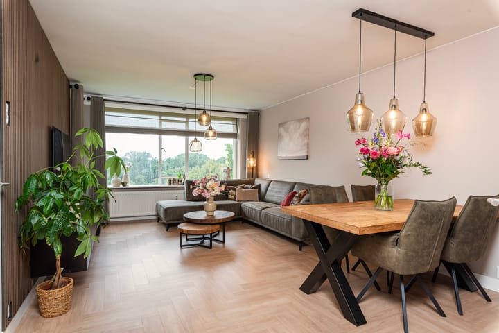 Foto 2 van Rozenhof 94