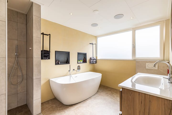 Foto 47 van Sexbierumerweg 19