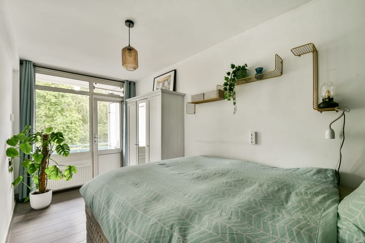 Photo 11 of Alkmaarstraat 333