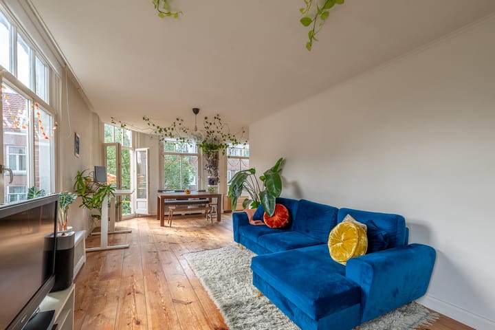 Photo 4 of Tweede Helmersstraat 28-3