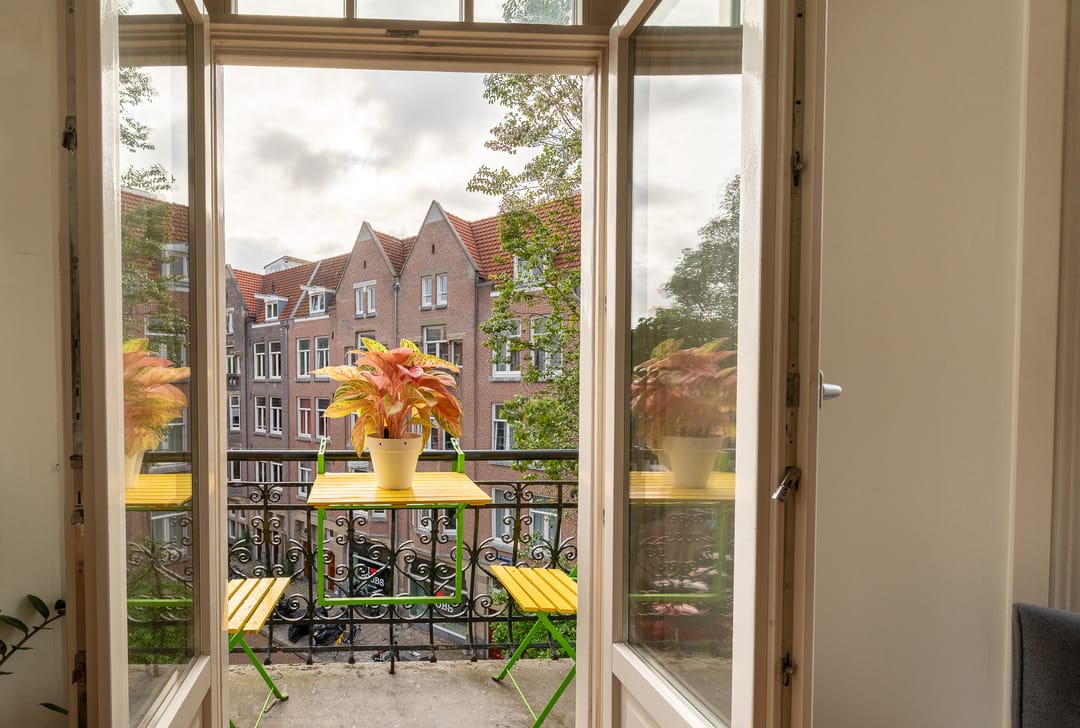 Photo 8 of Tweede Helmersstraat 28-3