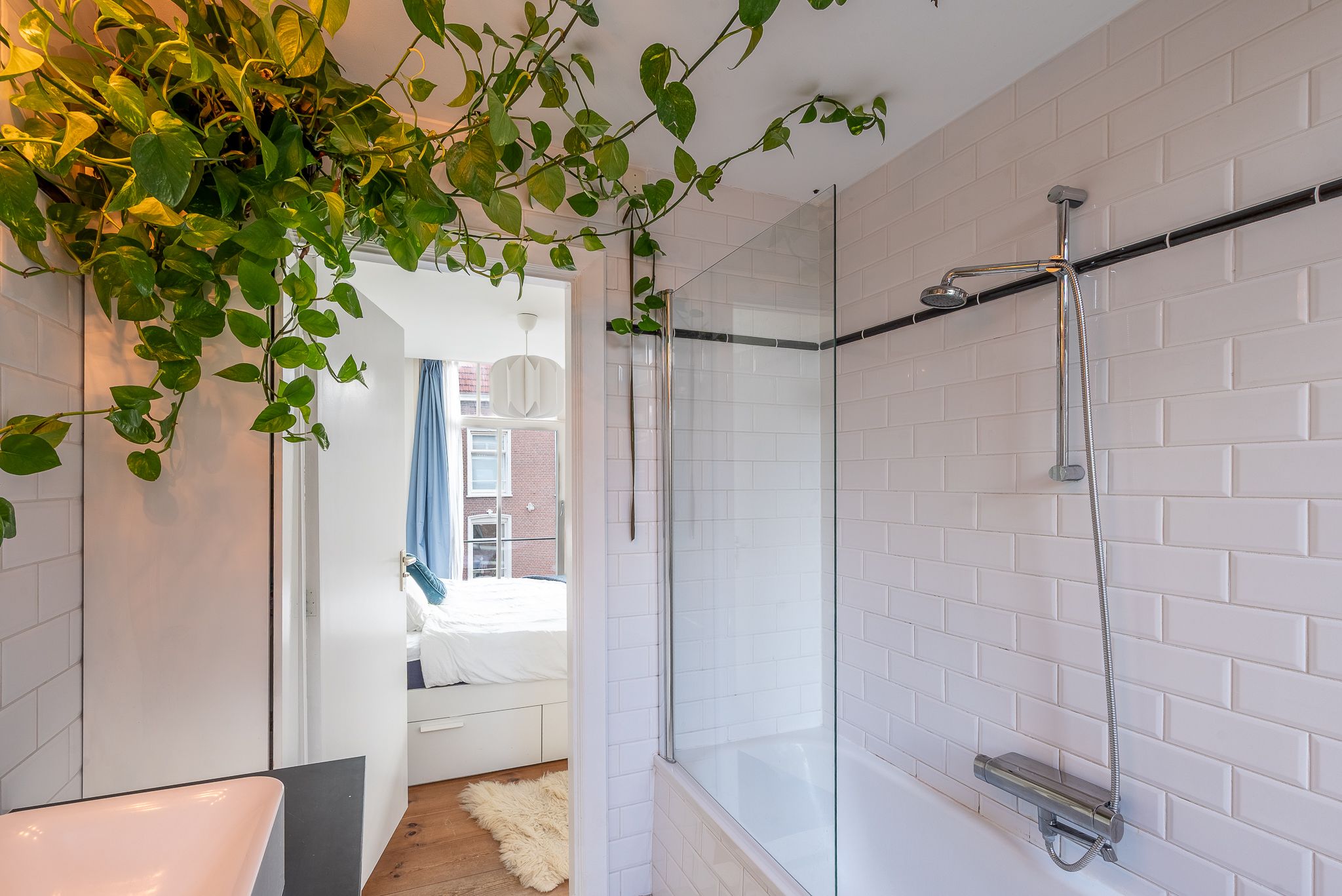 Photo 18 of Tweede Helmersstraat 28-3