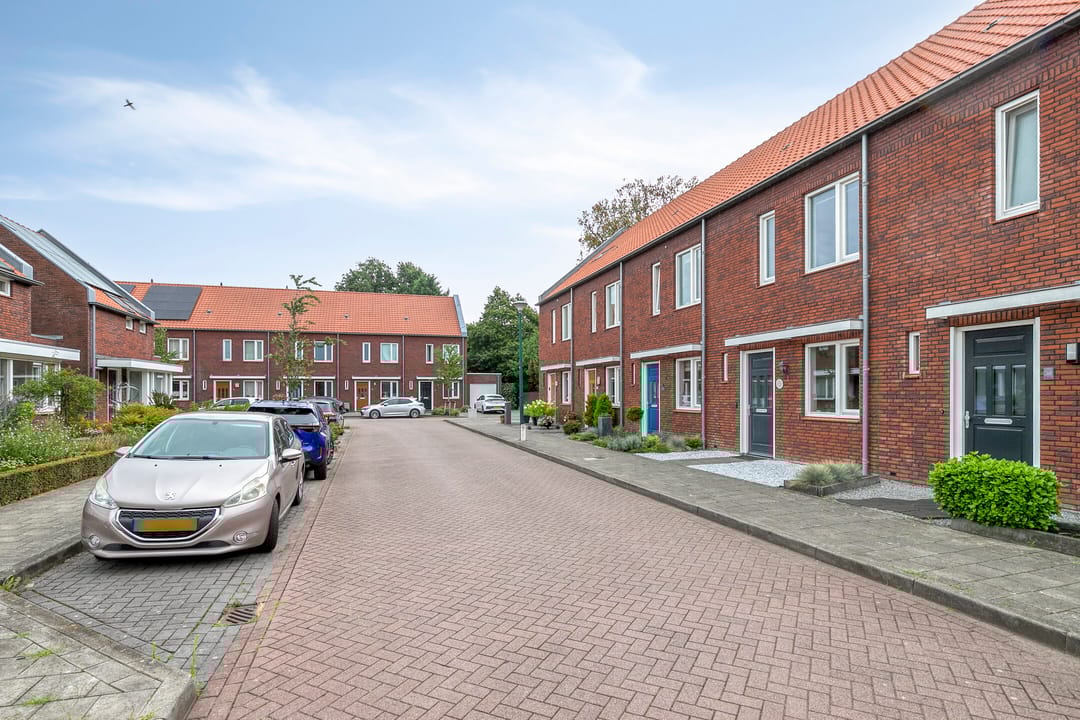 Photo 8 of Houtwolstraat 32