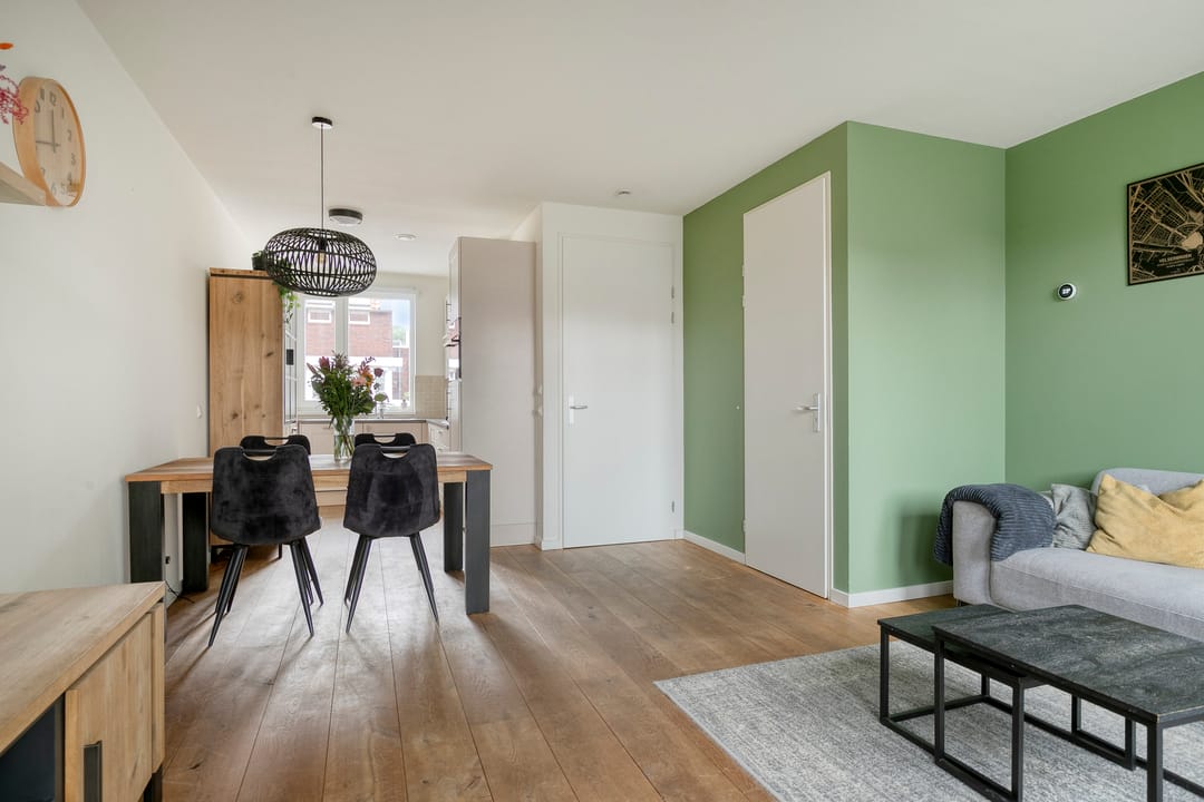 Photo 13 of Houtwolstraat 32