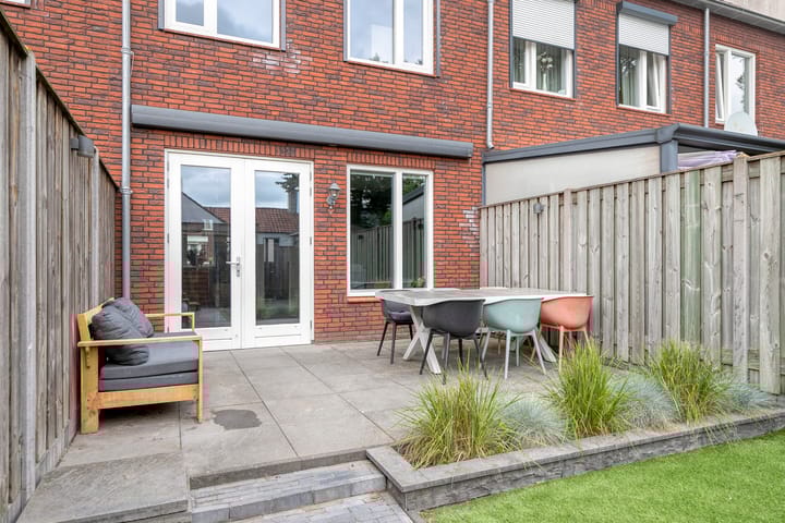 Foto 30 van Houtwolstraat 32