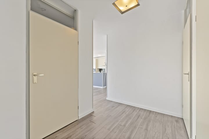 Foto 13 van Weena 781