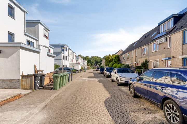 Foto 29 van Ruth Firststraat 2