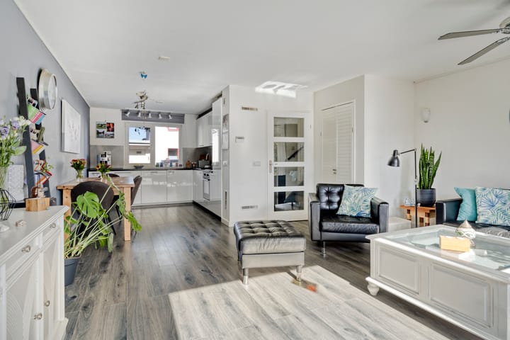 Foto 11 van Ruth Firststraat 2