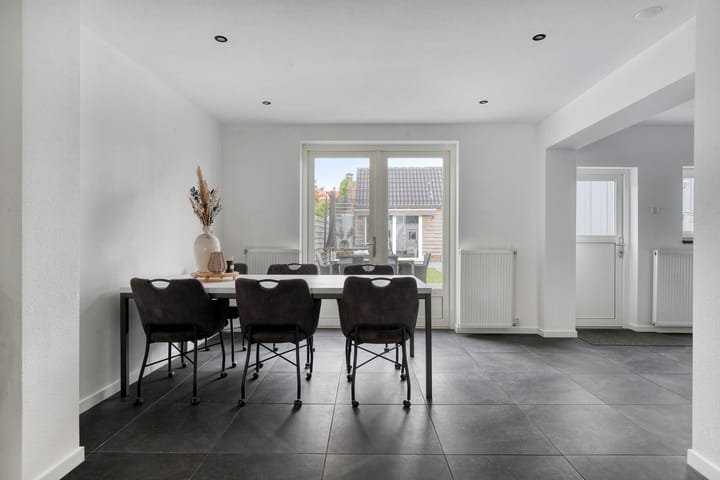 Photo 9 of Nieuwstraat 12