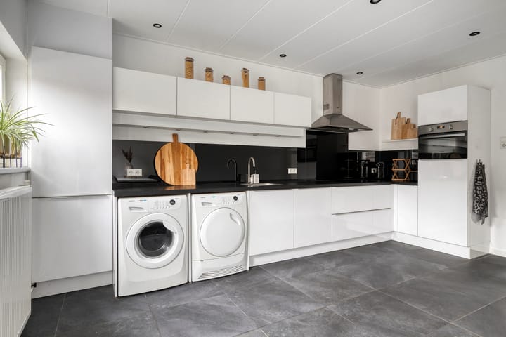 Photo 14 of Nieuwstraat 12