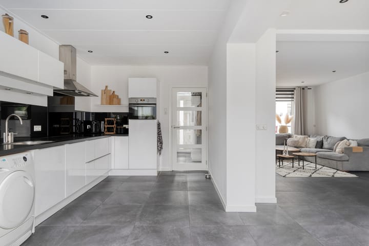 Photo 17 of Nieuwstraat 12