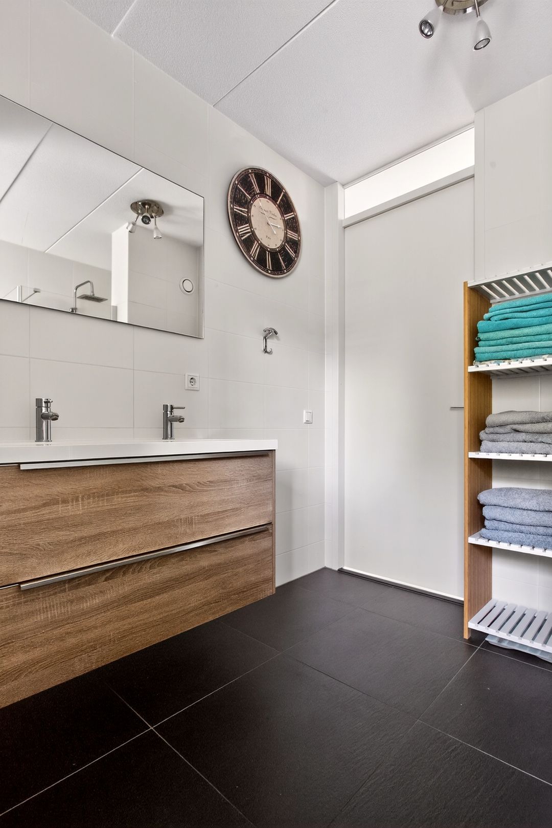 Photo 23 of C.N.A.Looslaan 19