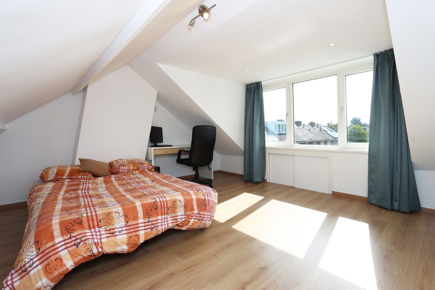 Foto 25 van Diamantstraat 31