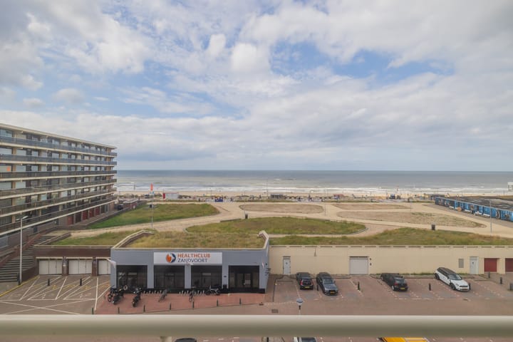 Photo 10 of Burgemeester van Fenemaplein 19-F7