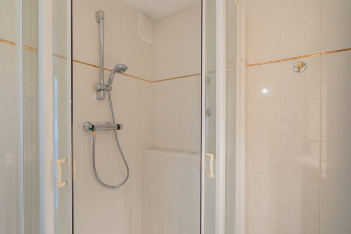 Photo 30 of Burgemeester van Fenemaplein 19-F7