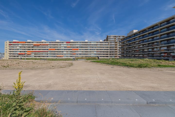 Photo 31 of Burgemeester van Fenemaplein 19-F7