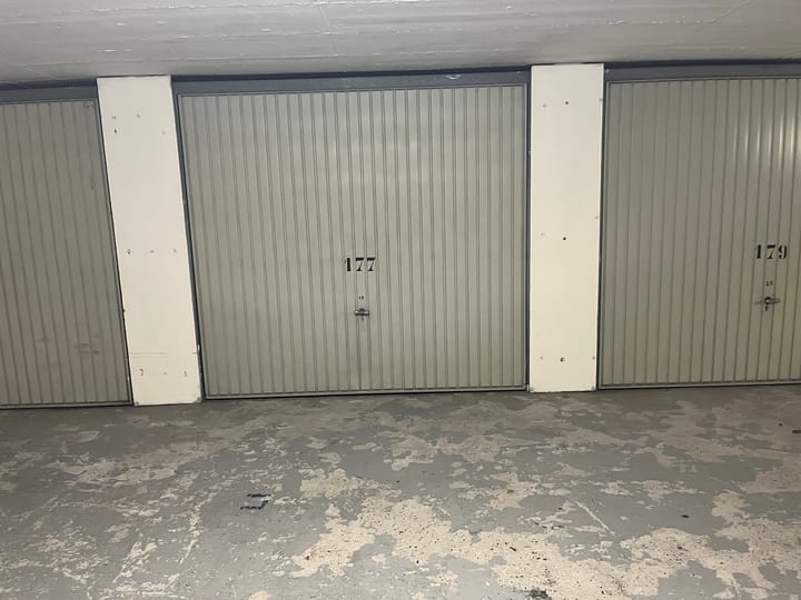 Photo 34 of Burgemeester van Fenemaplein 19-F7