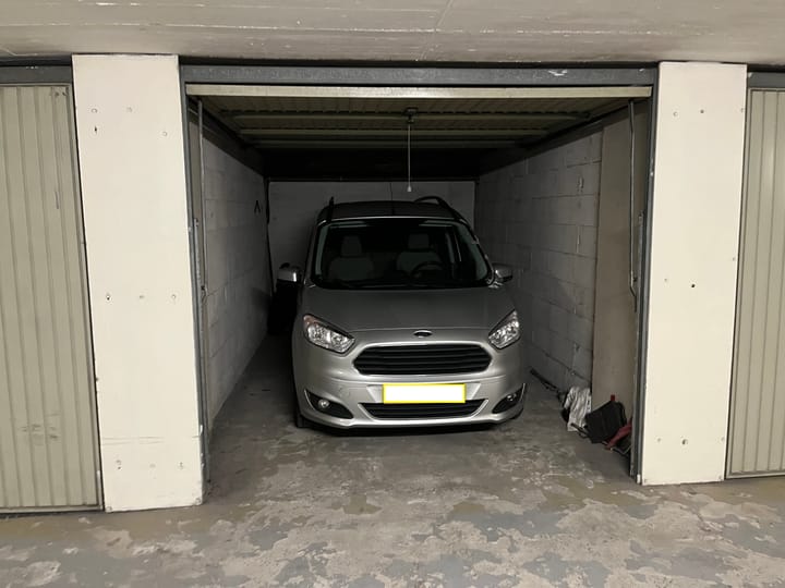 Photo 35 of Burgemeester van Fenemaplein 19-F7