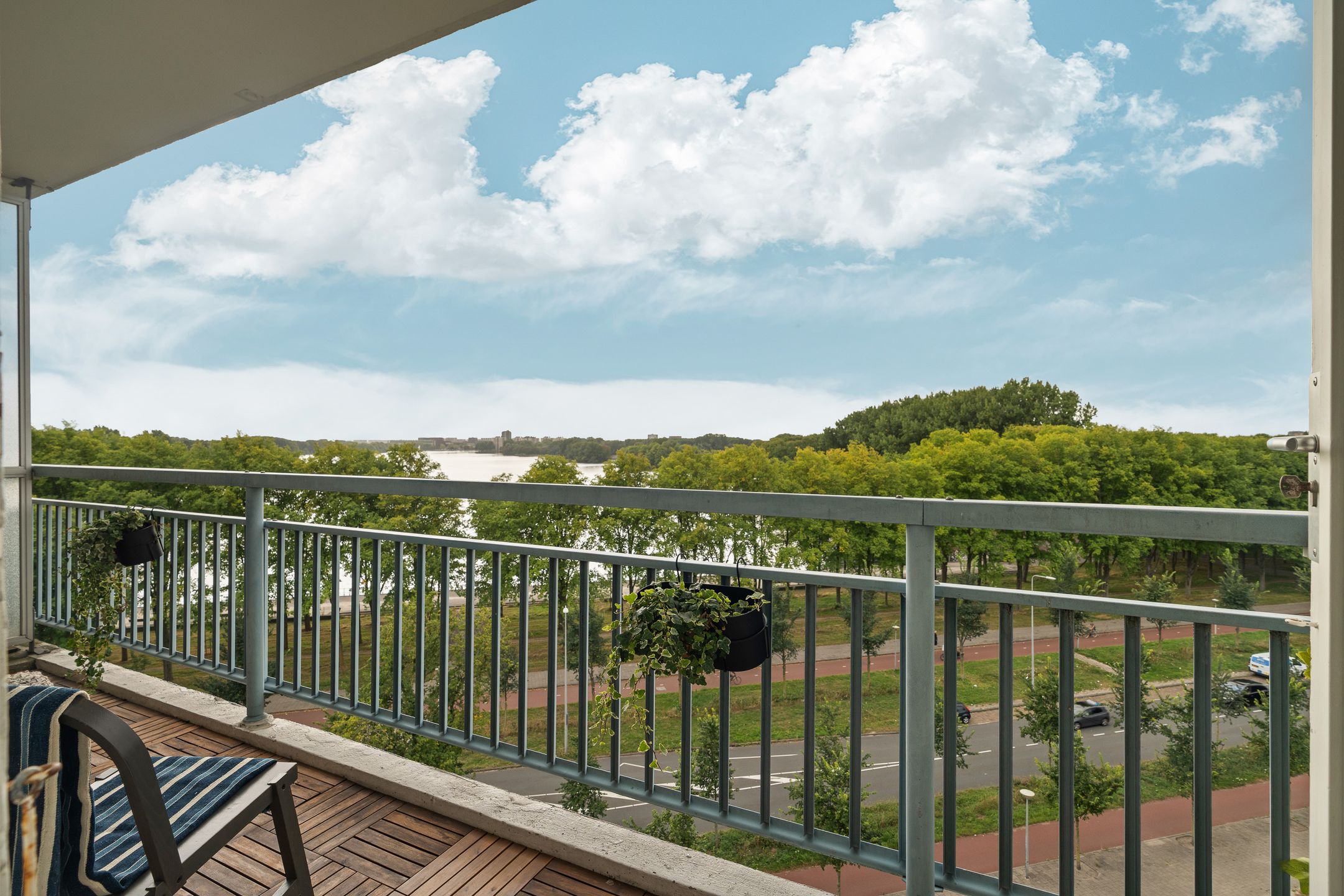 Foto 15 van Burgemeester Hogguerstraat 601