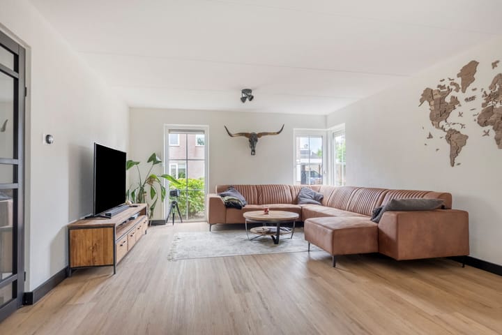 Photo 2 of Dorsstok 22