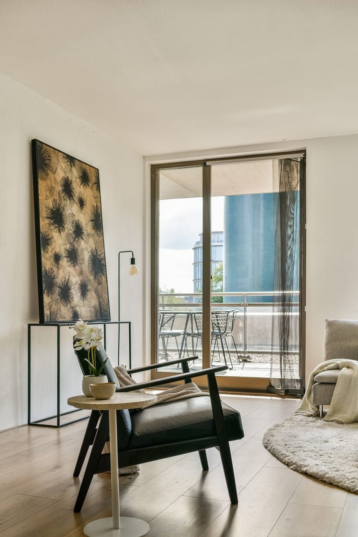 Photo 5 of Van Embdenstraat 12