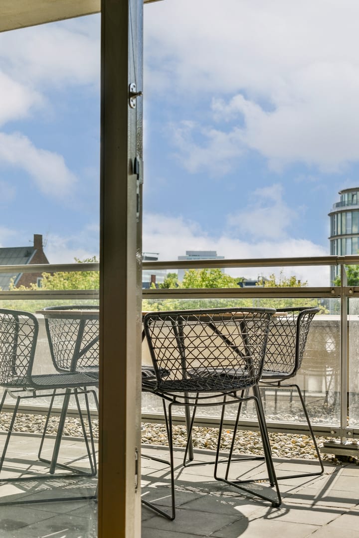 Photo 13 of Van Embdenstraat 12