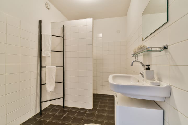 Photo 20 of Van Embdenstraat 12