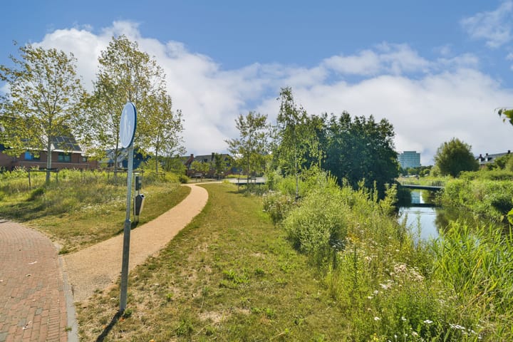 Photo 30 of Van Embdenstraat 12