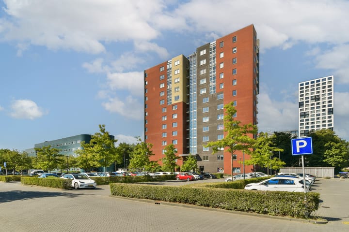 Photo 32 of Van Embdenstraat 12