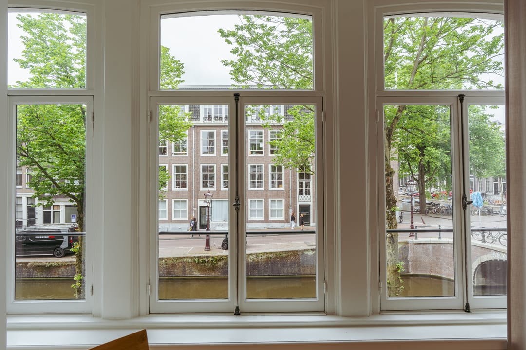 Photo 13 of Blauwburgwal 18-H