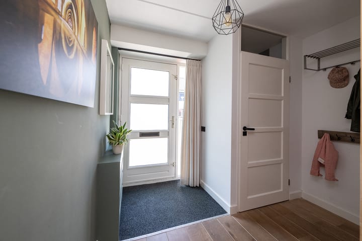 Photo 3 of Den Uylstraat 10