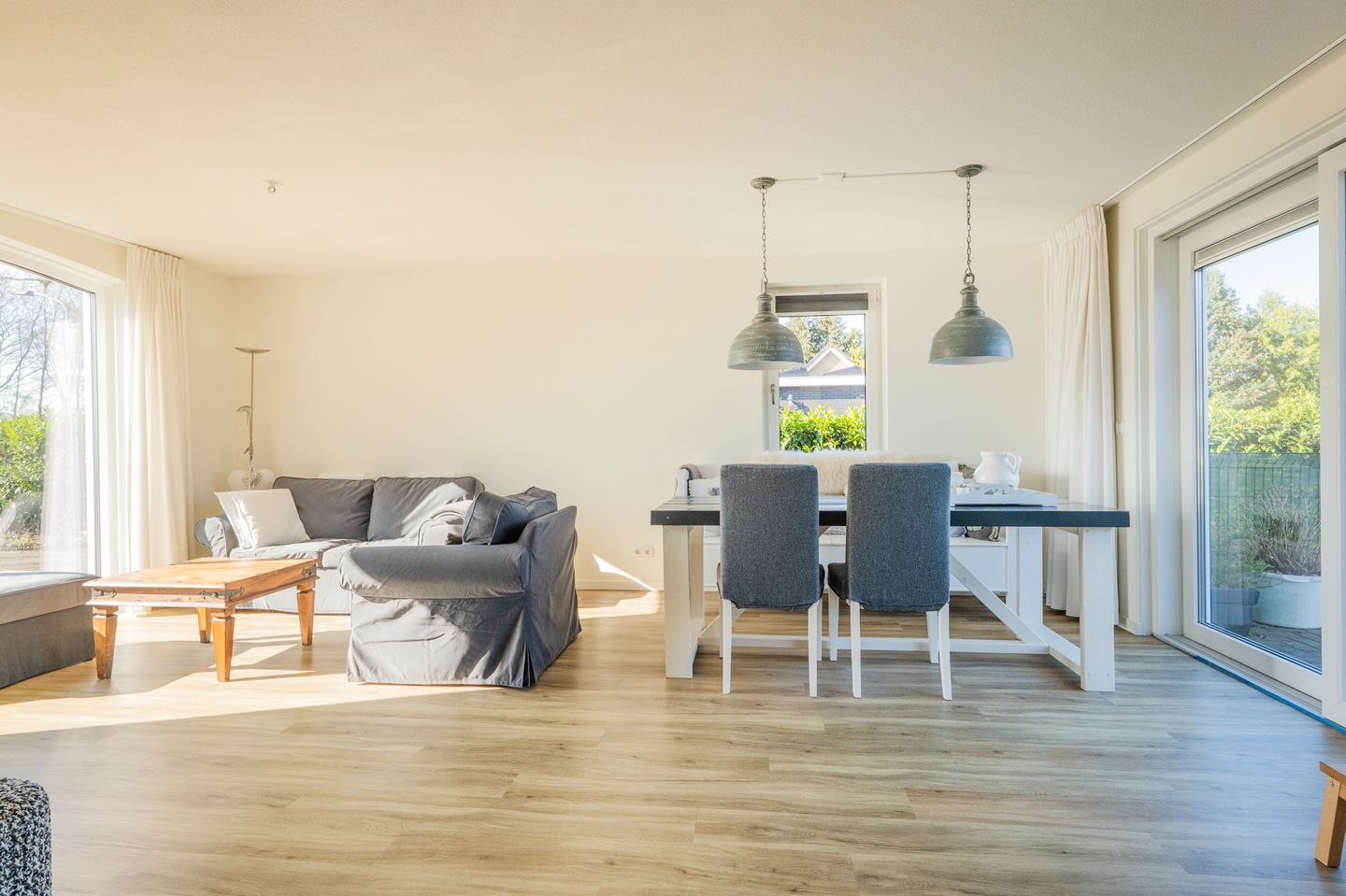 Photo 5 of Zuiderdiep 231