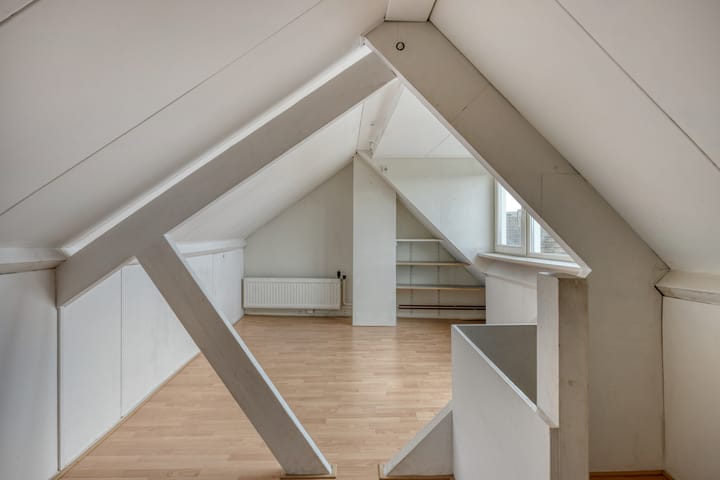 Foto 24 van Veldhovenring 55