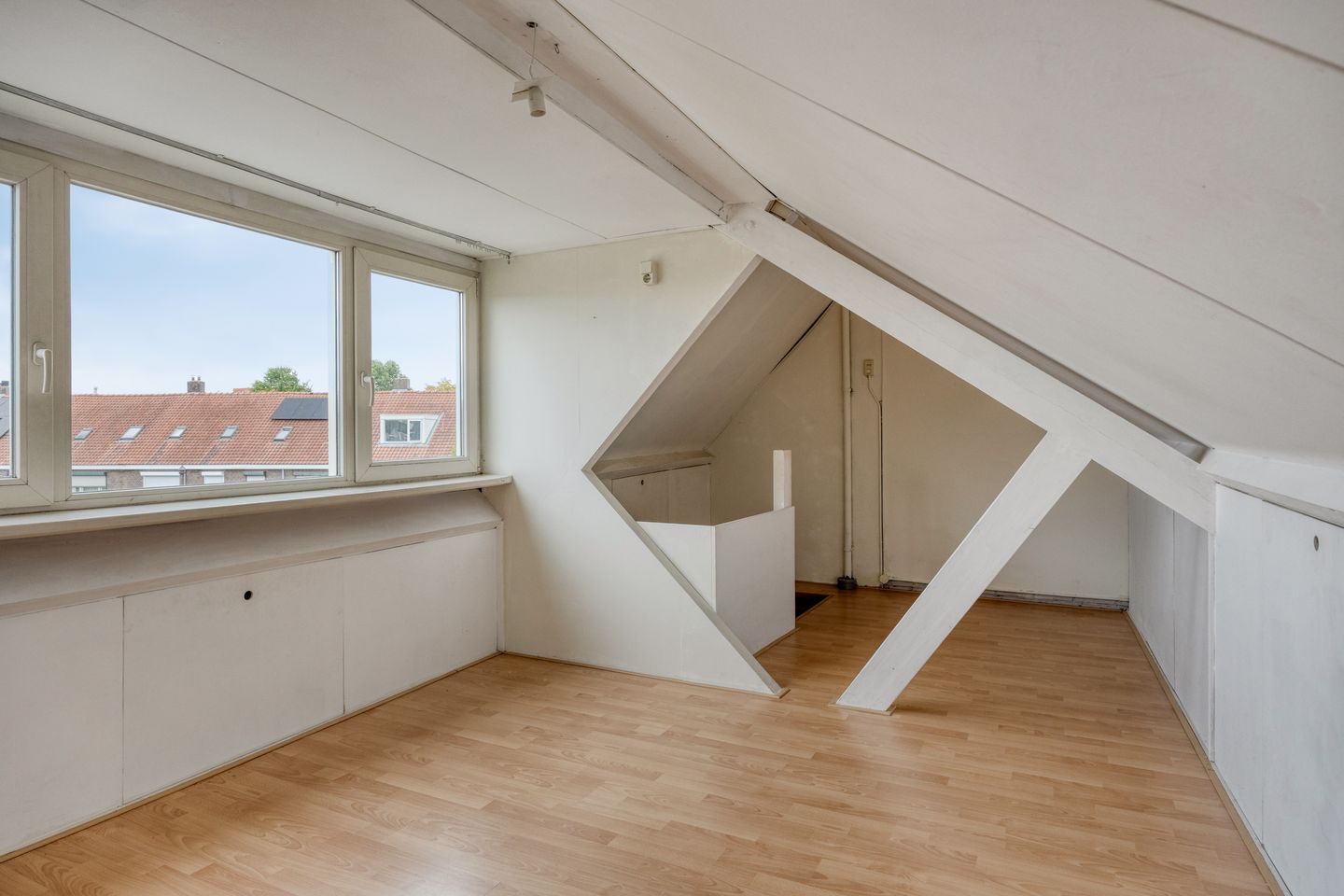 Foto 25 van Veldhovenring 55