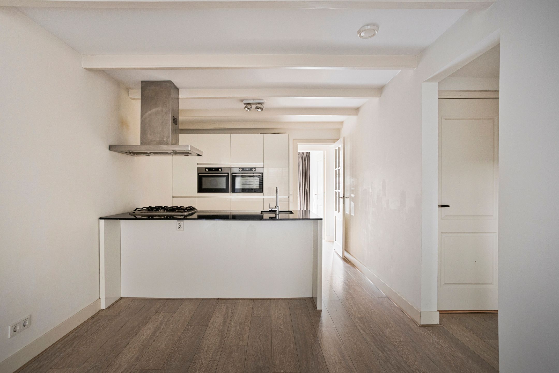 Photo 3 of Nieuwe Achtergracht 99-O