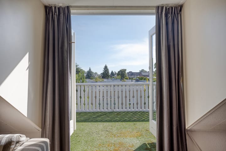 Foto 32 van Joost van den Vondelstraat 1