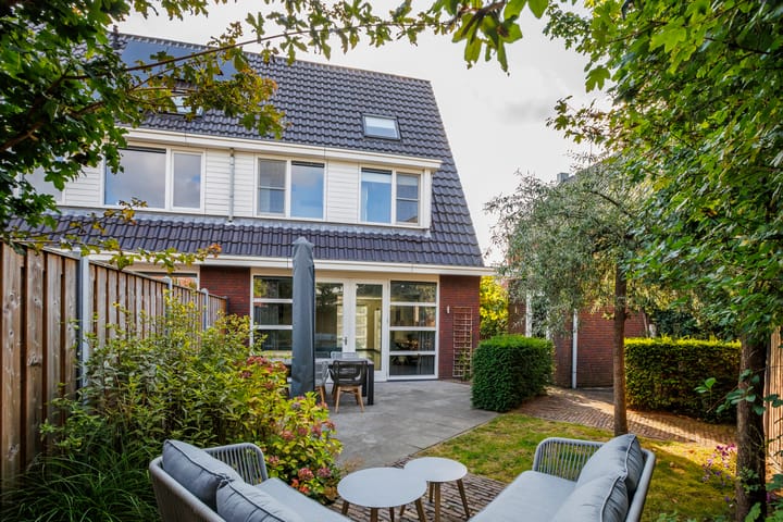 Foto 2 van Madeliefstraat 8