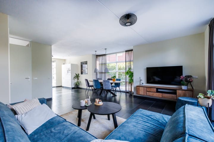 Foto 6 van Madeliefstraat 8