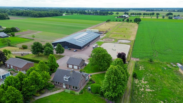 Meerloseweg 12, Oirlo