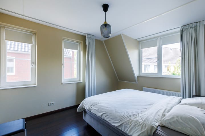 Foto 29 van Madeliefstraat 8