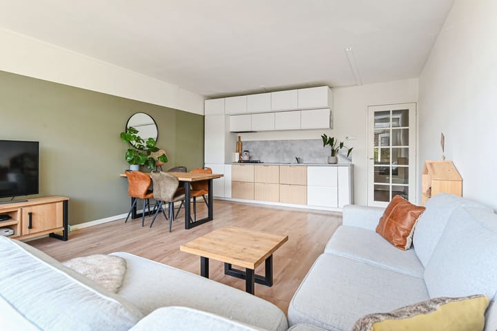 Foto 2 van Loosduinse Hoofdstraat 223