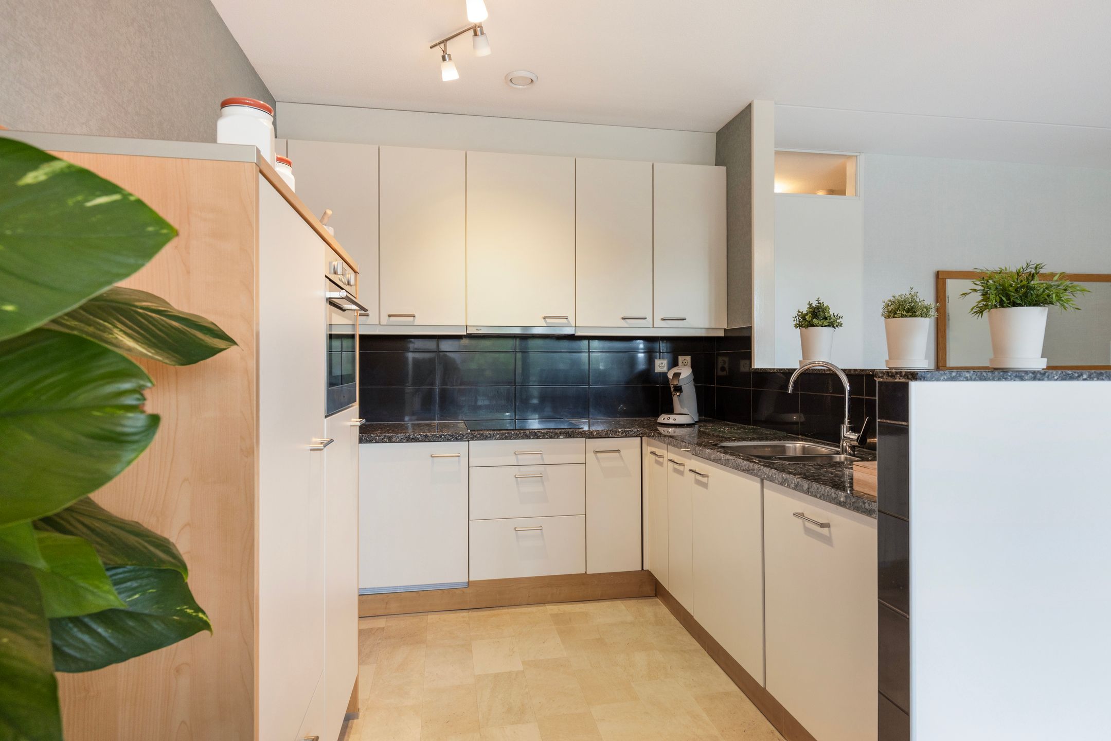 Photo 3 of Nieuwe Laan 25