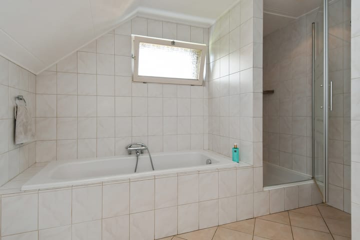 Photo 21 of Veldstraat 13