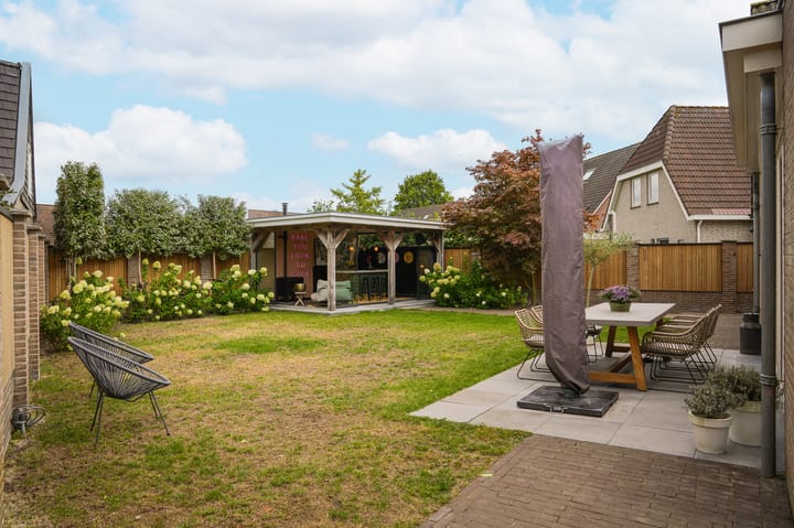 Foto 2 van Schoolhuisweg 49