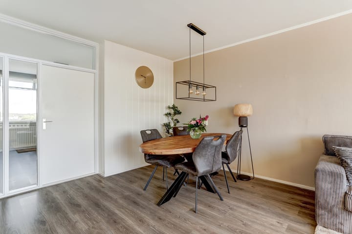 Foto 15 van Chopinplein 195