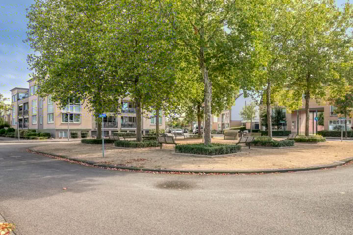 Foto 8 van Emile Zolaplein 30